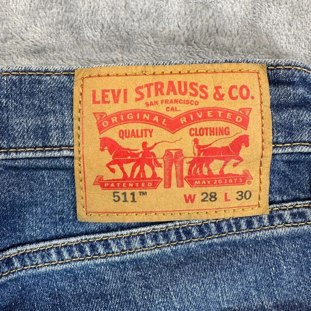 Levi's 511 Slim Fit Jeans Men's Size 28x30 Blue Med Wash WaterLess Denim Pants